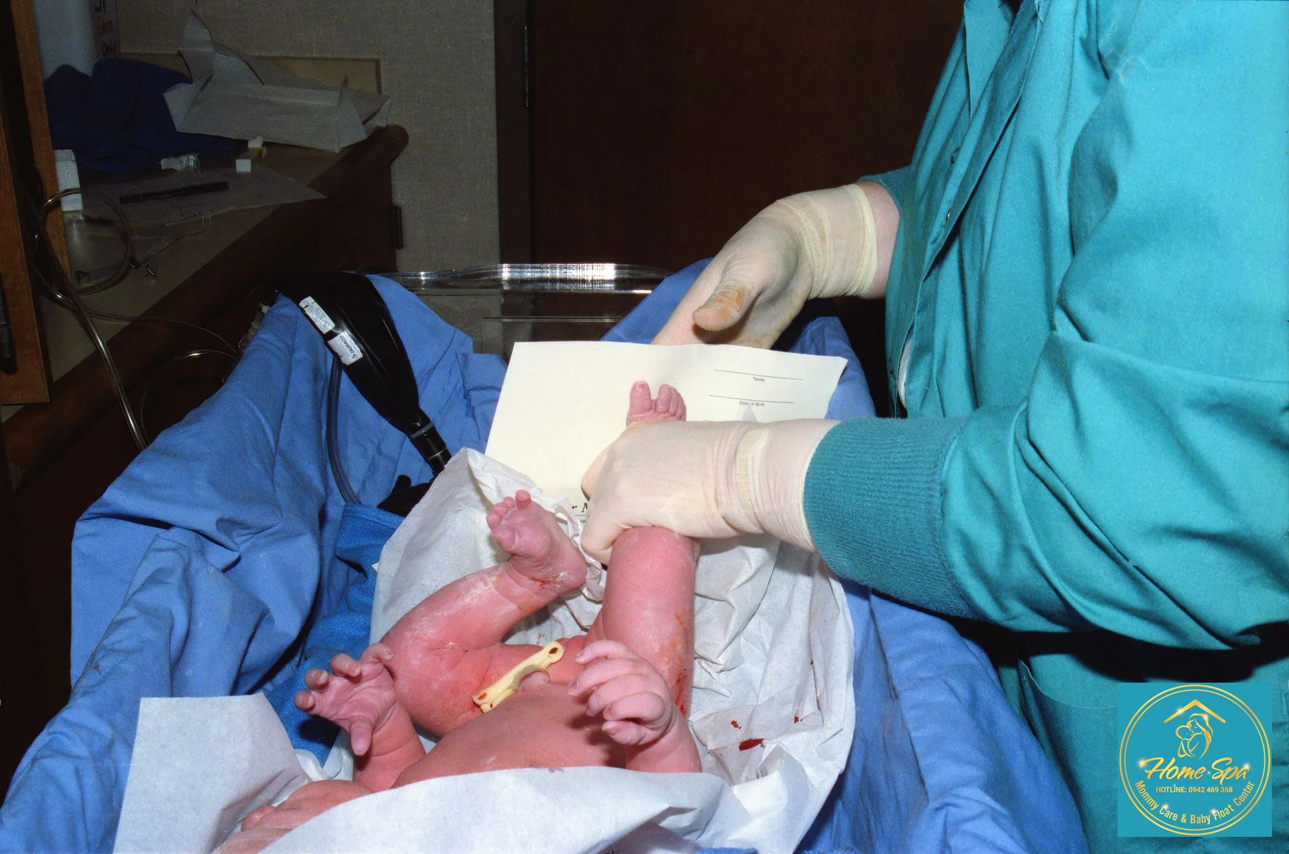 close-up professional photo of a nurse showing a new parent how to correctly hold a baby during bath, focus on safety and technique, 1024x1024